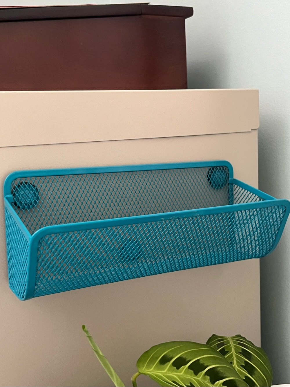 Bright Teal Metal Mesh Magnetic Basket for School Locker